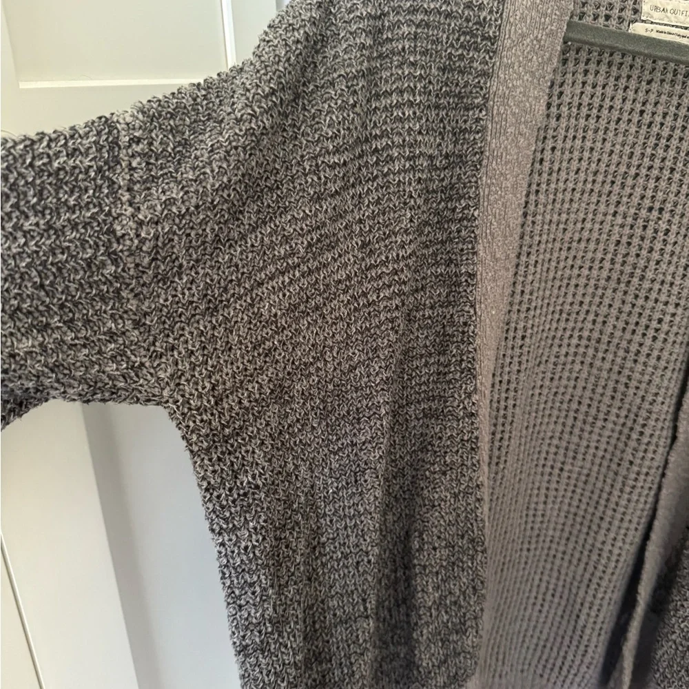 Urban Outfitters Knit Sweater - Picture 4 of 4